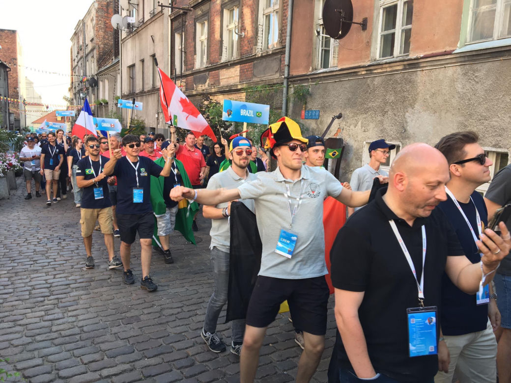 Parada z okazji otwarcia Balonowych Mistrzostw Świata Juniorów w Grudziądzu