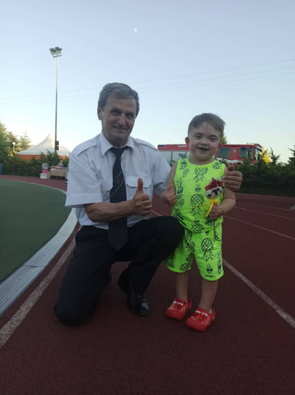 Wsparli charytatywny piknik w Lesznowoli dla Fundacji "Kochaj życie"