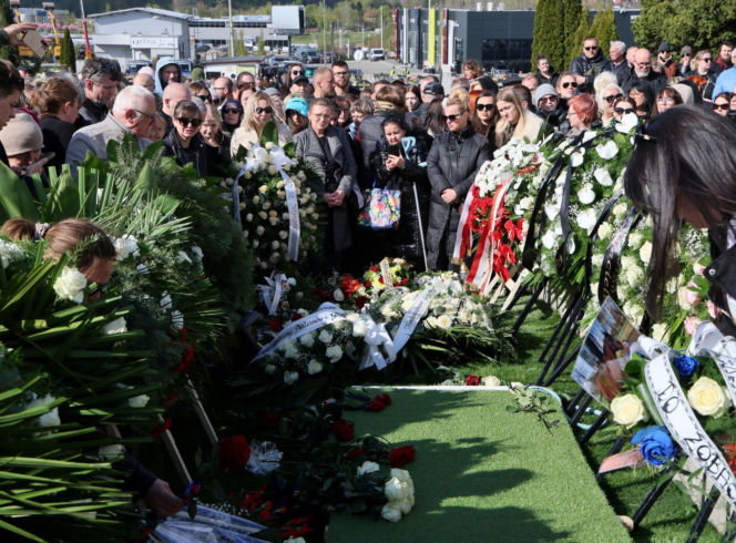 Ból, rozpacz, łzy. Poruszające sceny na pogrzebie Łukasza Litewki