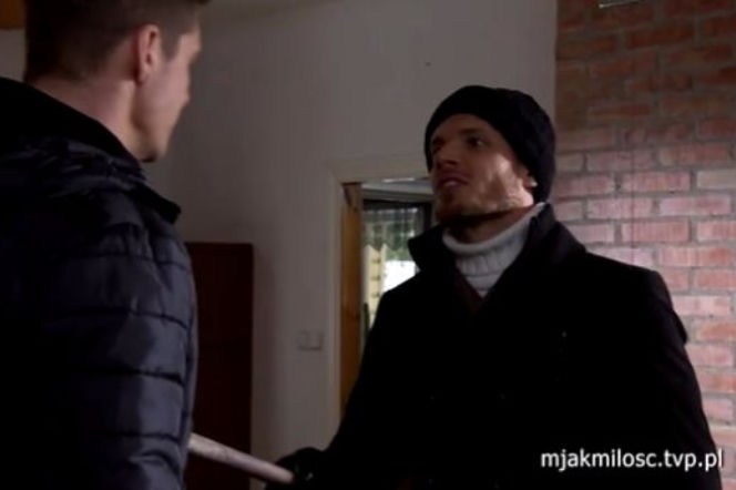 M jak miłość odc. 1377. Artur (Tomasz Ciachorowski), Marcin (Mikołaj Roznerski)