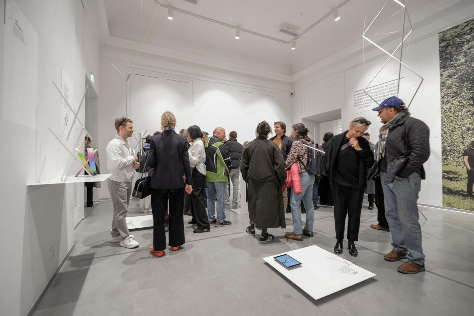 Wernisaż wystawy Jerzego Porębskiego „I cóż z tego, że świat wisi na włosku?”