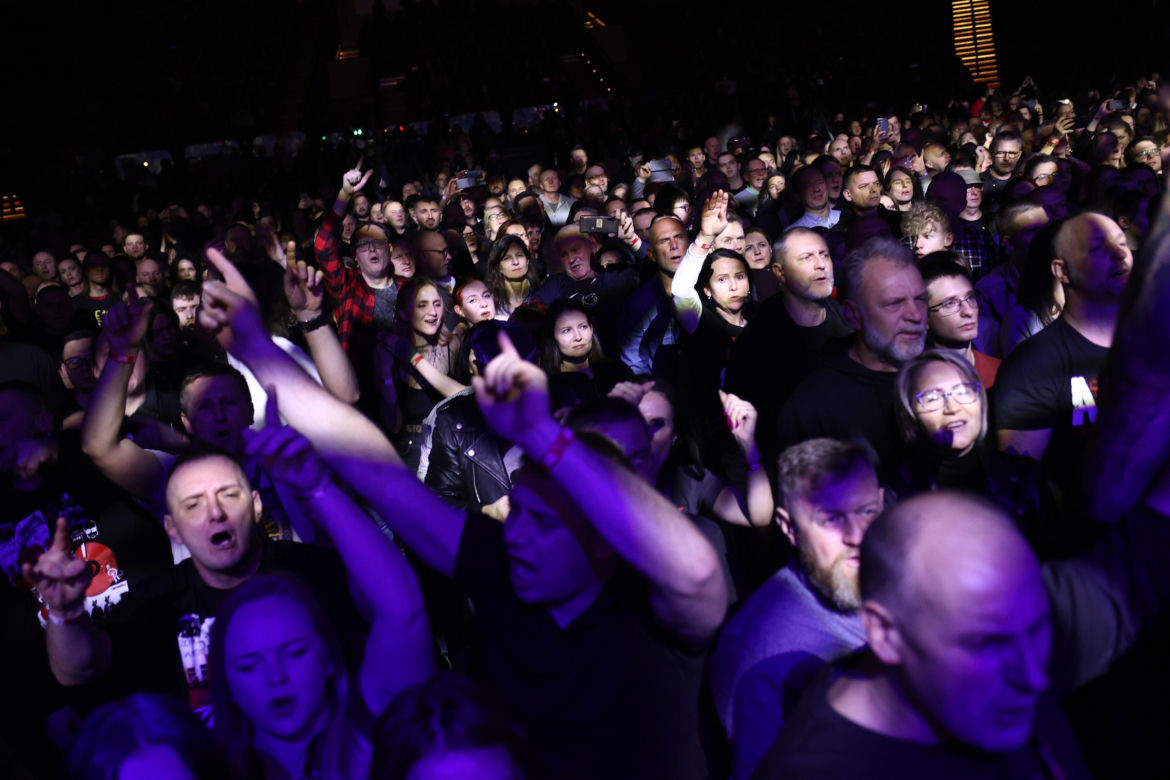 Koncert "Zadzwońcie po milicję" w katowickim Spodku