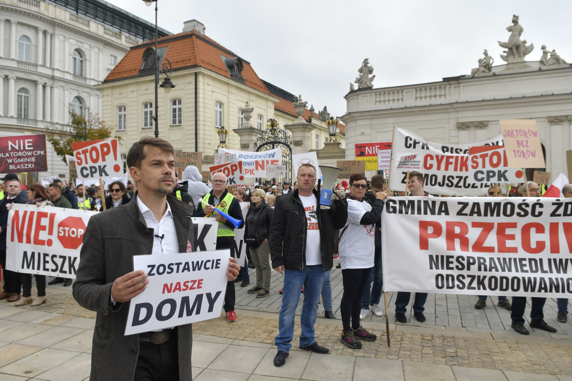 Warszawa. Wielki protest przeciwko budowie Centralnego Portu Komunikacyjnego