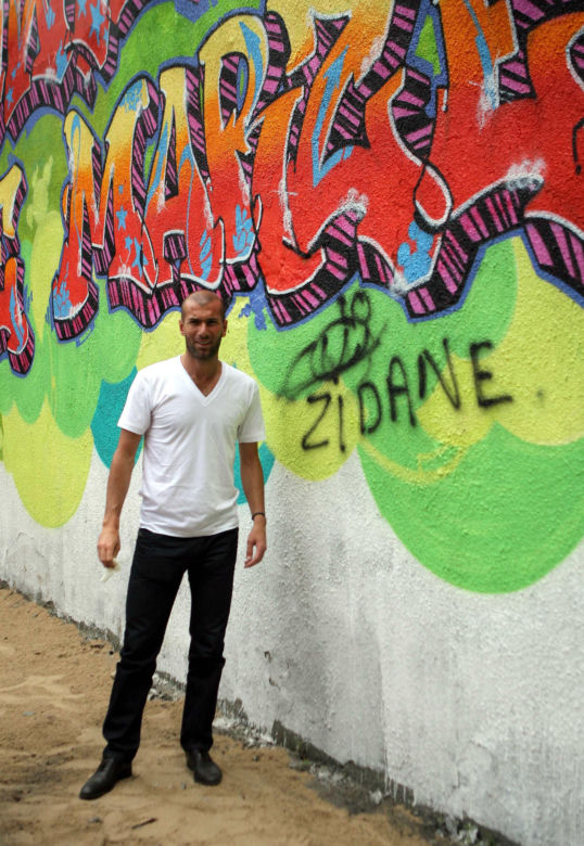 Zinedine Zidane na Pradze-Północ