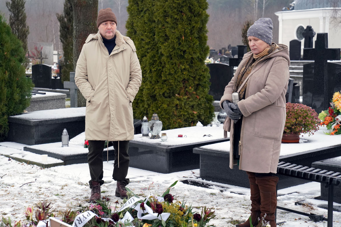 Barwy szczęścia, odcinek 2630: Niespodziewany powrót Artura Chowańskiego! Nigdy nie pogodzi się ze śmiercią Marty– ZDJĘCIA