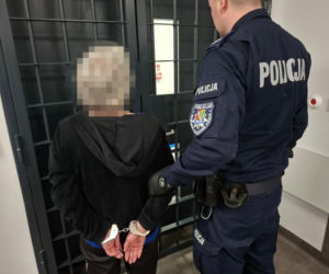 Zmasakrowali 51-latka kastetem i okradli! Trójka bandytów zatrzymana