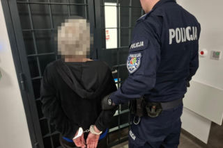 Zmasakrowali 51-latka kastetem i okradli! Trójka bandytów zatrzymana