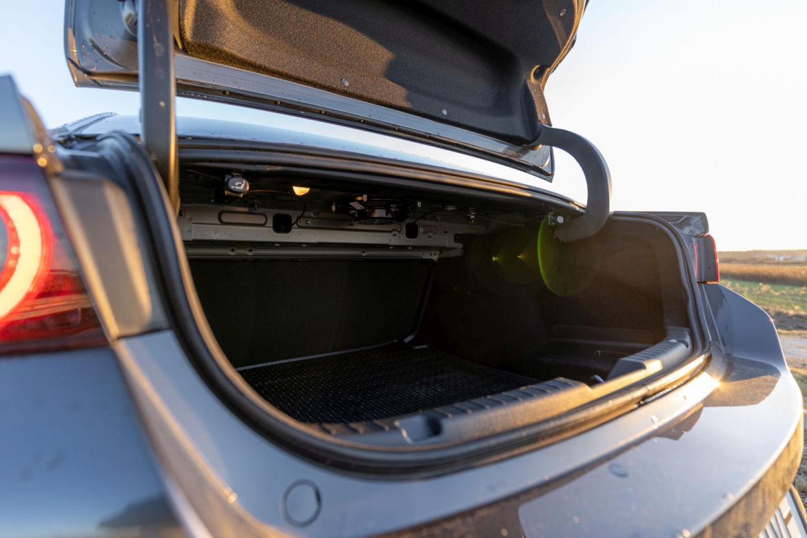 Mazda 3 Sedan Enso e-Skyactiv X