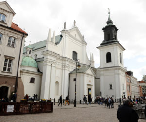 Przejmujące Groby Pańskie w Warszawie. Wielkanoc 2022