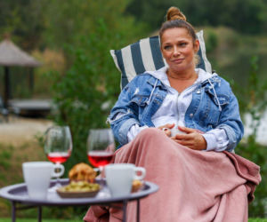 Szpital św. Anny, odcinek 90: przyjaciółki spotykają się na dachu, by wspólnie odreagować pełne napięcia wydarzenia