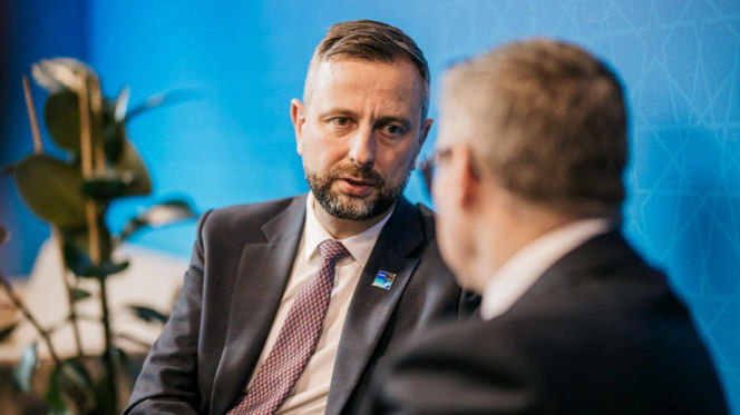 Szczyt NATO w Ankarze z udziałem szefa MON