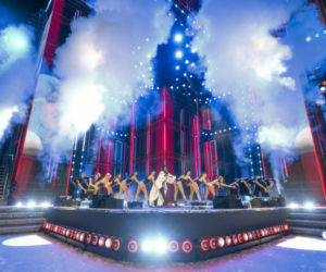 Edyta Górniak zmieniła się nie do poznania! Grzywka i burza loków to dopiero początek!