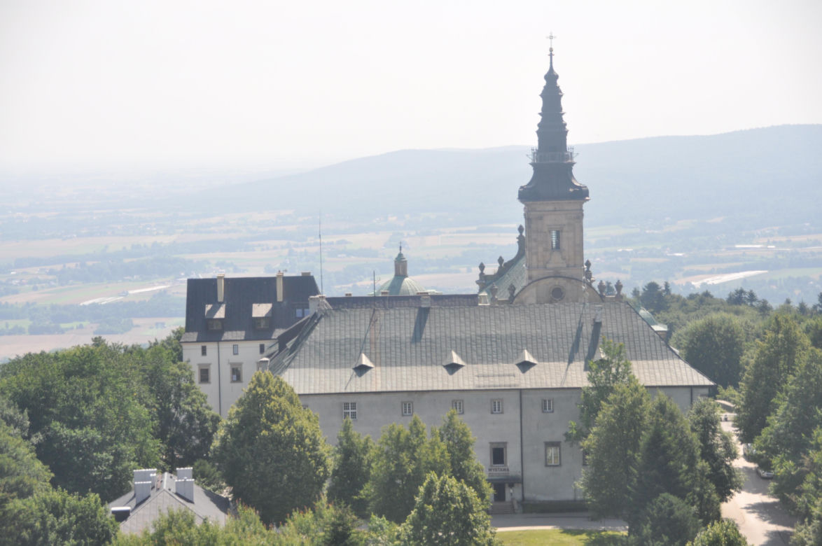 Łysa Góra i klasztor na Świętym Krzyżu