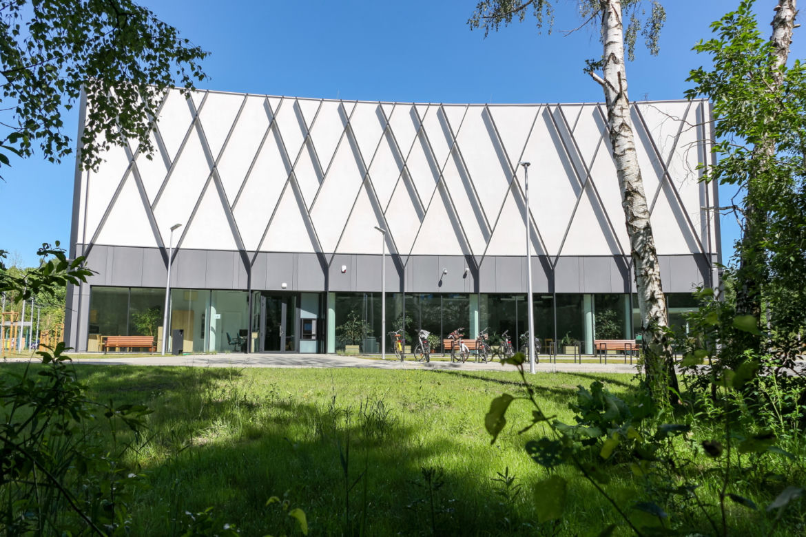 Nowa siedziba uniwersyteckiej biblioteki gotowa! Inwestycja kosztowała ponad 30 mln [ZDJĘCIA]