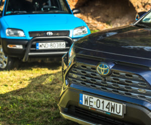 Toyota RAV4 mk. I & Toyota RAV4 mk. V