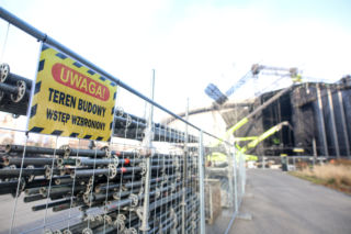 Scena Sylwestra z Dwójką TVP w trakcie budowy