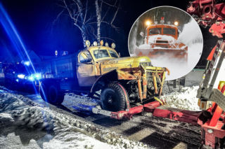 Wyciągnęli 63-letnią maszynę do odśnieżania. Natura pokonała technikę z czasów „zimnej wojny”