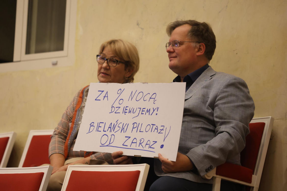 Nadzwyczajna sesja Rady Warszawy