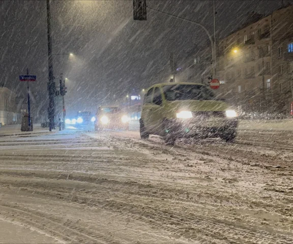 Atak zimy w Warszawie [ZDJĘCIA]