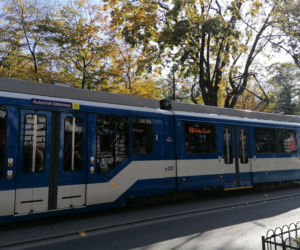 Zderzenie tramwaju z BMW w Krakowie