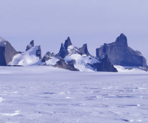EN_90128008_0073