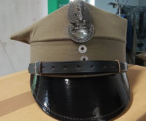 Traktor, meble i ubrania od wojska. To wyprzedaje Agencja Mienia Wojskowego w Bydgoszczy [ZDJĘCIA]