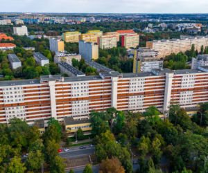 Galeriowiec z Powstańców Śląskich 112-122 we Wrocławiu