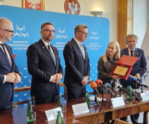 Uniwersytecki Szpital Kliniczny w Olsztynie z certyfikatem akredytacyjnym ministra zdrowia