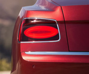 Bentley Flying Spur V8 S