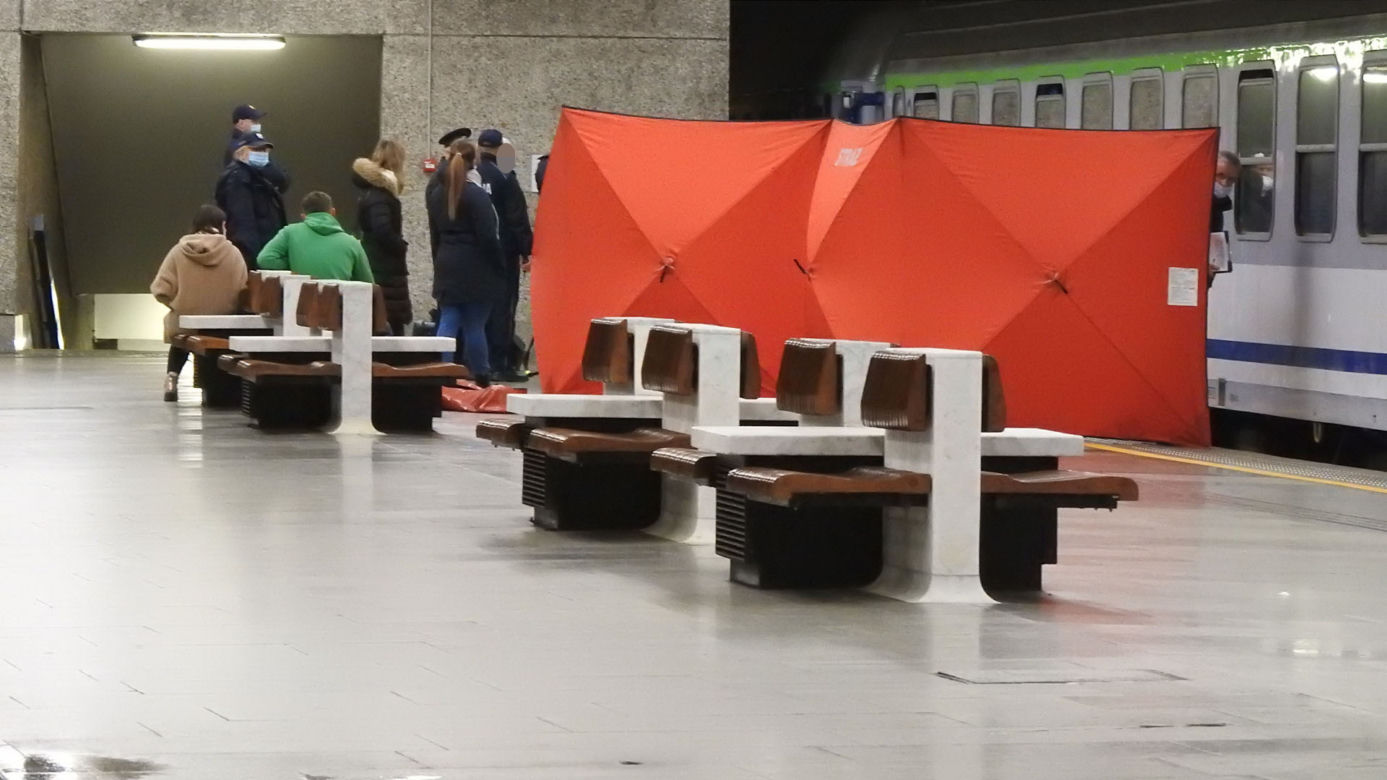 Makabra na dworcu centralnym. Ciało mężczyzny rozjechane przez pociąg