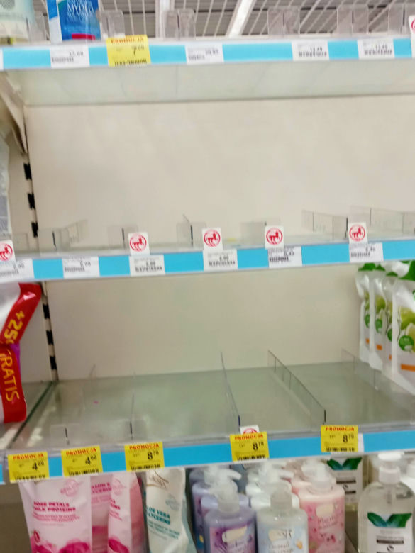 Puste półki w sklepach w Szczecinie