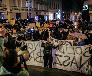 Strajk Kobiet w Toruniu 27.10.2020 - wtorkowy protest i blokada ulic