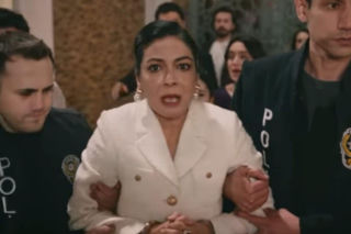 Wichrowe wzgórze: Tulay zakuta w kajdanki! Oskarżenie o porwanie zaskakuje wszystkich