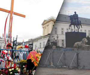 Historia krzyża z Krakowskiego Przedmieścia w obrazkach (GALERIA)
