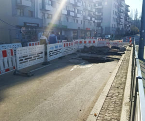 Zapadlisko na al. Powstańców Wlkp.