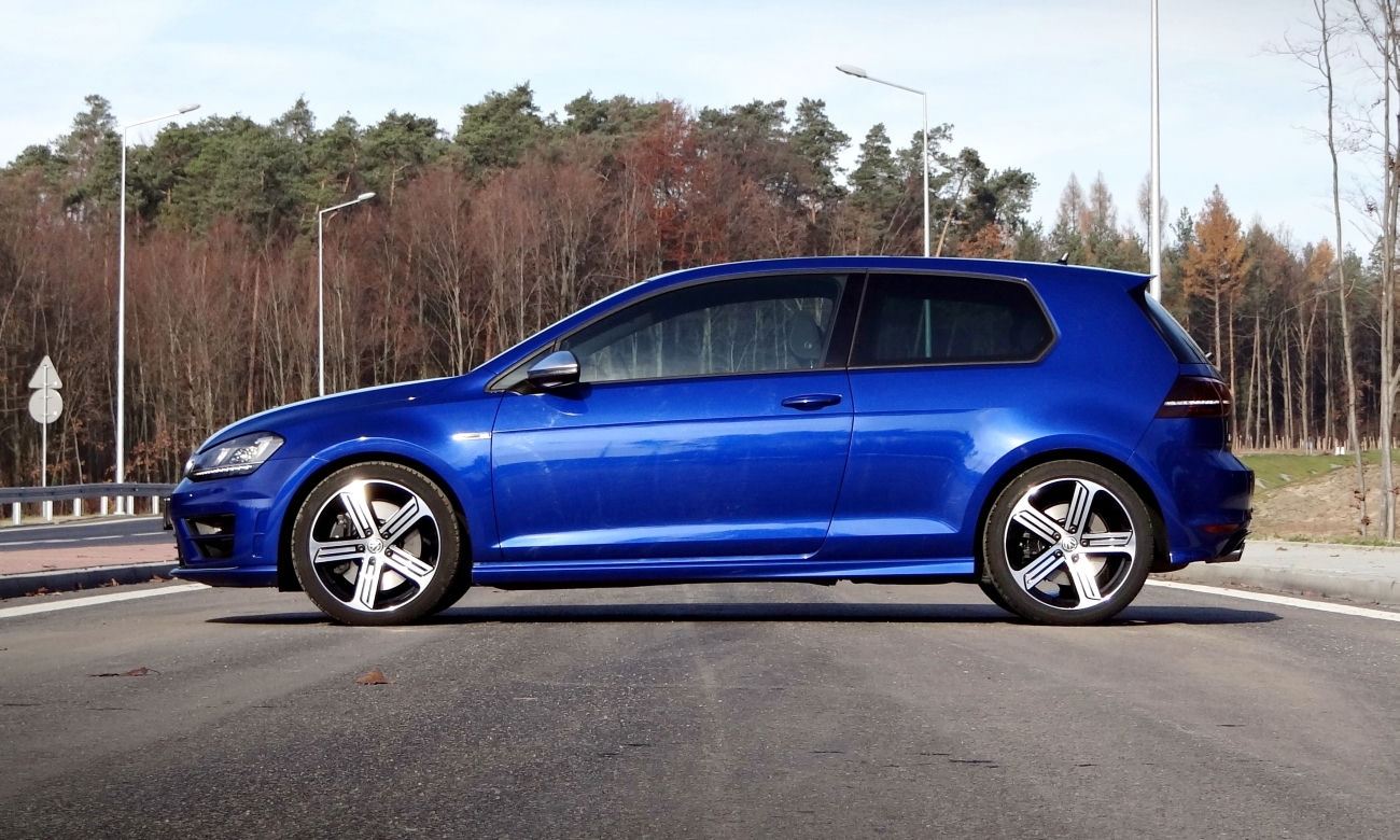 Volkswagen Golf R 2.0 TSI 300 KM