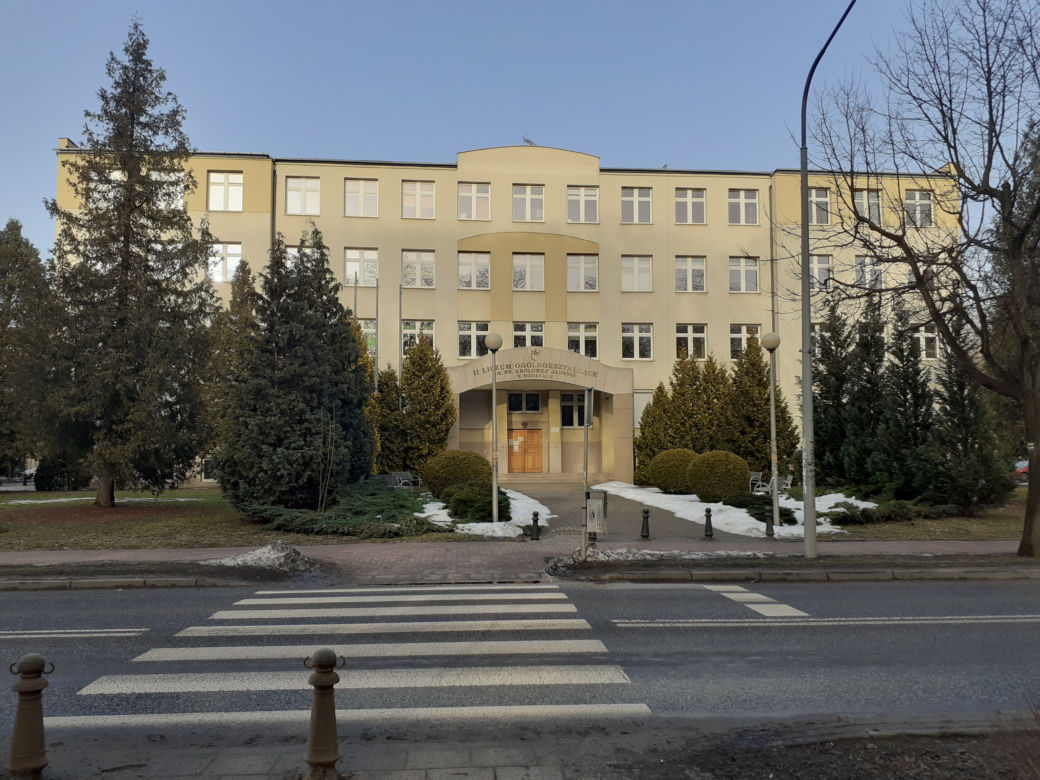 Siedleckie szkoły przy ul. Konarskiego i Prusa i ich okolica w lutym 2021 roku