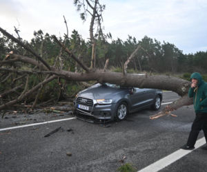Dramatyczna sytuacja w Portugalii. Ogłoszono stan klęski żywiołowej po przejściu orkanu