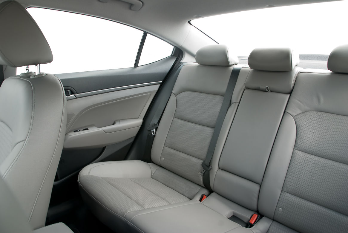 Hyundai Elantra 1.6 CRDi Premium