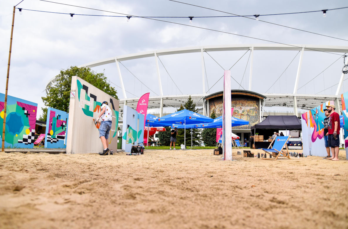 Tak wygląda sztuczna plaża przy Stadionie Śląskim. Rozkręcaliśmy tam imprezę w ramach Eska Summer City