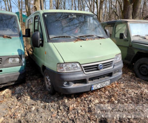 Nowe przetargi Agencji Mienia Wojskowego. Do zgarnięcia Honker, autobus, a nawet karetka!
