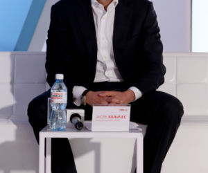 Były prezes PKN Orlen Jacek Krawiec- wersja z paskiem na oczach