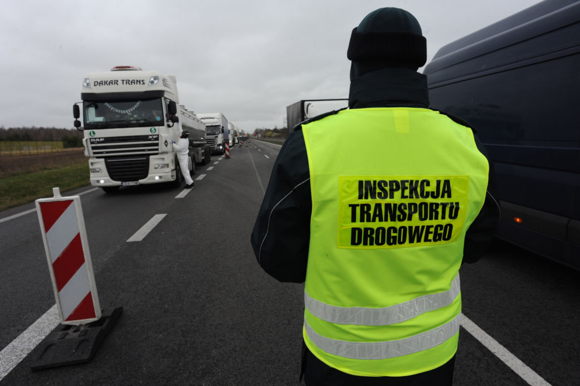 Kontrole graniczne na przejściu w Kołbaskowie