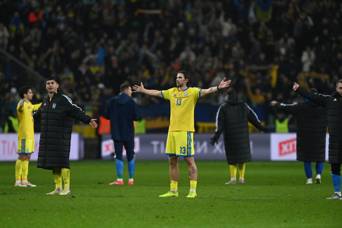 Transparenty na meczu Ukraina - Islandia