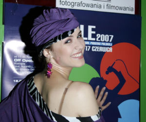 Przed laty zrezygnowała z Idola, dziś żyje między Polską a tropikami. Hania Stach szczerze o swojej karierze