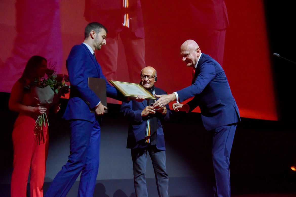 Otwarcie 31. MFF EnergaCAMERIMAGE w Toruniu. Willem Dafoe, Adam Driver i inne gwiazdy na gali