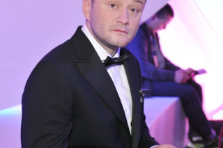 JAROSŁAW KUŹNIAR