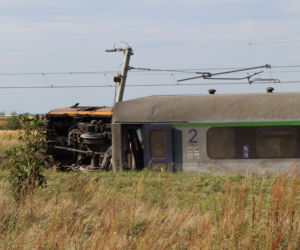 Miejsce katastrofy kolejowej. Pasażerowie opowiedzieli nam, co działo się tuż po zderzeniu z ciężarówką
