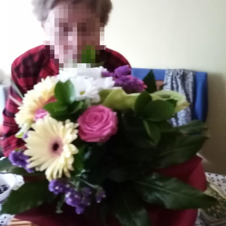 Zabiła matkę, dźgała nożem ojczyma