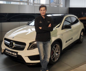 Kamil Stoch w Mercedesie GLA 45 AMG